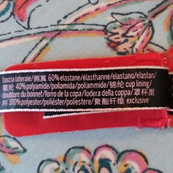 Victoria's Secret Push Up Bra - Picture 6 of 11